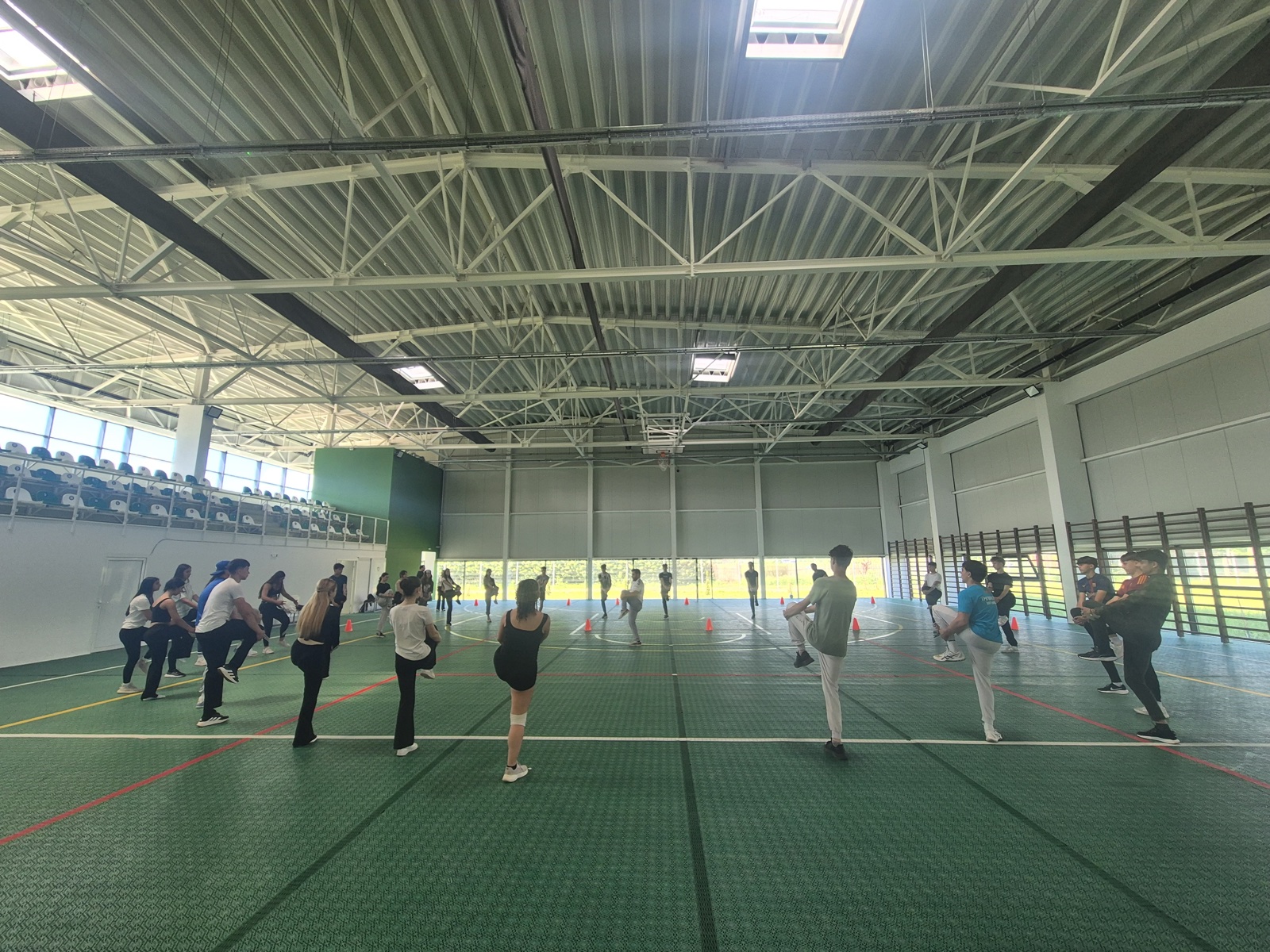 Warm-up circle in the sports hall before goalball